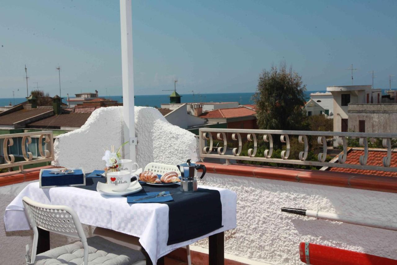 Sunset Roof Villa Anzio Bagian luar foto